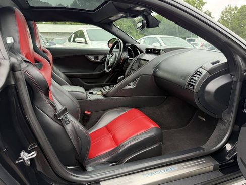 Used 2015 Jaguar F-TYPE R RWD image 8