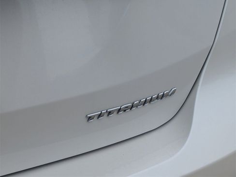 Used 2017 Ford Focus Titanium image 26
