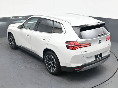 Used 2025 BMW X3 xDrive30i w/ M Sport Package AWD/4WD image 22