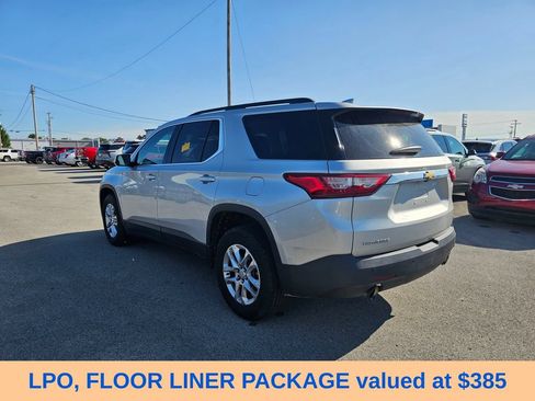 Certified 2019 Chevrolet Traverse LT FWD image 3