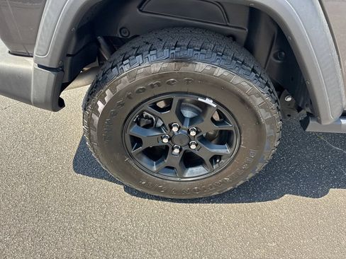 Used 2021 Jeep Wrangler Sport AWD/4WD image 16