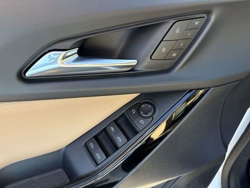 New 2026 Chevrolet Equinox ACTIV w/ Convenience Package III image 25