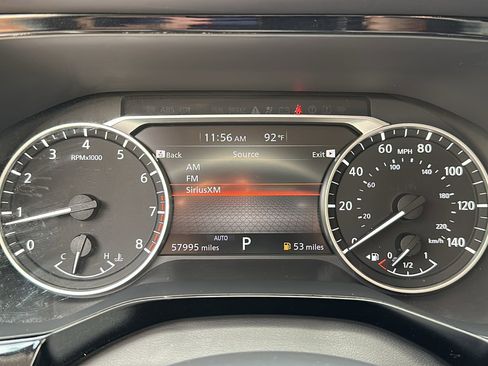 Used 2022 Nissan Pathfinder S image 17