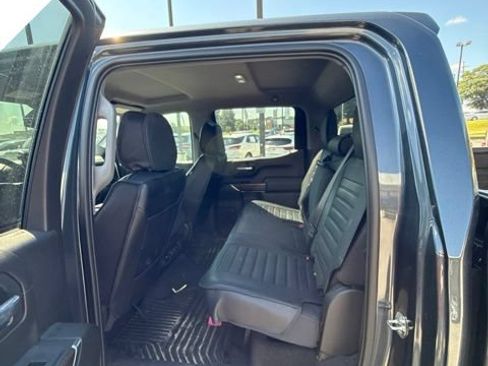 Used 2021 Chevrolet Silverado 1500 RST w/ Z71 Off-Road Package AWD/4WD image 15