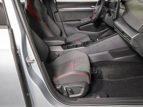 New 2026 Volkswagen GTI SE image 42