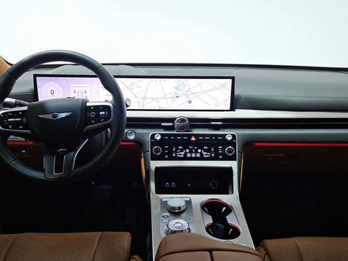 Used 2025 Genesis GV80 2.5T Prestige image 37