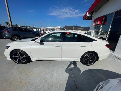 Used 2020 Honda Accord Sport image 9