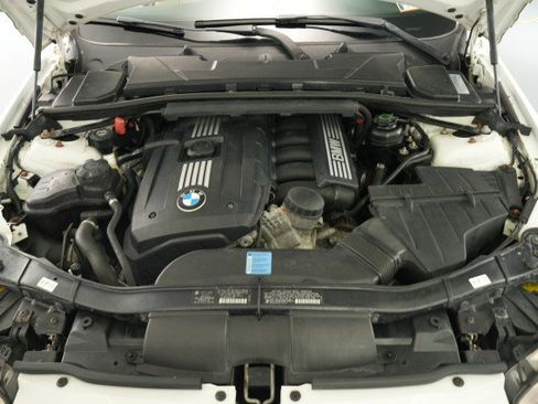 Used 2010 BMW 328i Convertible RWD image 47
