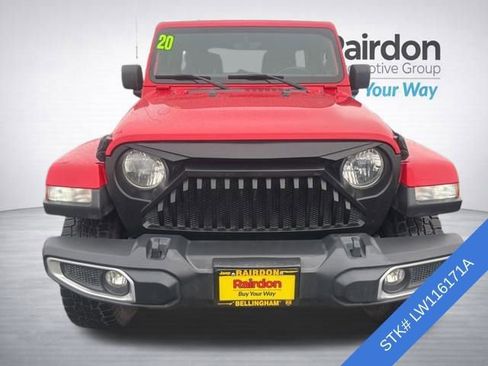 Used 2020 Jeep Wrangler Unlimited Sahara w/ Uconnect 4C Nav & Sound Group image 2