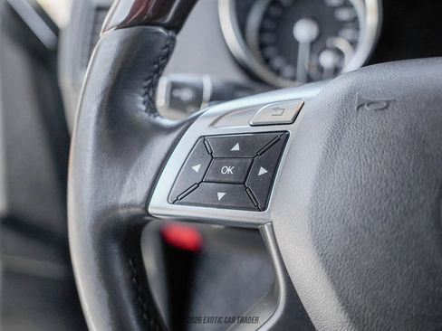 Used 2013 Mercedes-Benz G 550 image 40