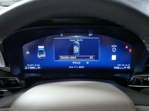 Used 2023 Lincoln Corsair AWD w/ Equipment Group 101A image 21