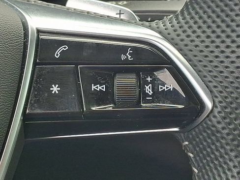 Used 2020 Audi S6 Premium Plus AWD/4WD image 22