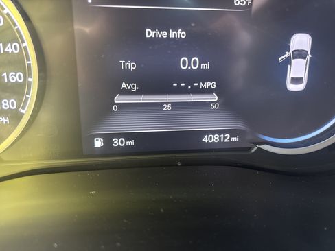 Used 2023 Genesis G70 2.0T AWD/4WD image 22