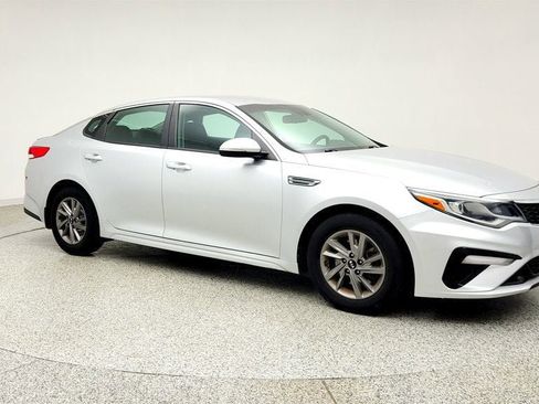 Used 2020 Kia Optima LX FWD image 3