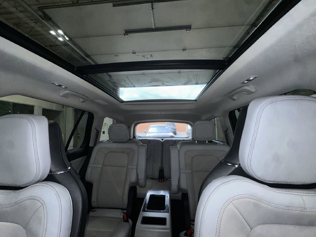 Used 2026 Lincoln Aviator Reserve AWD/4WD image 16