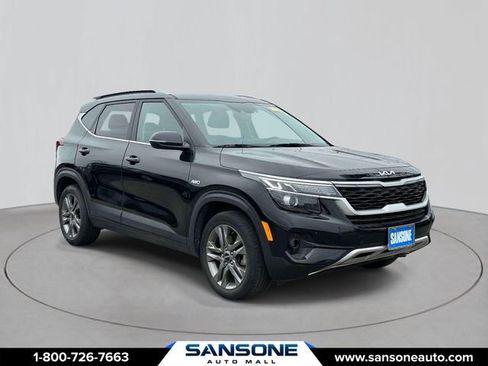 Certified 2022 Kia Seltos S AWD/4WD image 1