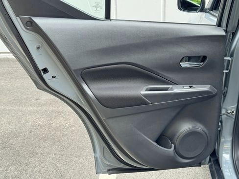 Used 2023 Nissan Kicks SV FWD image 35