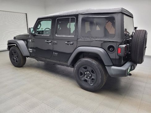 Used 2018 Jeep Wrangler Unlimited Sport image 3