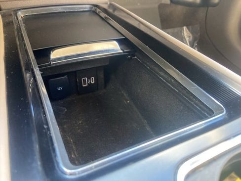 Used 2022 Lincoln Corsair AWD w/ Equipment Group 101A image 23