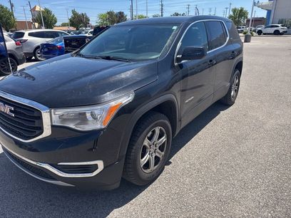 Used 2018 GMC Acadia SLE w/ LPO, Floor Liner Package