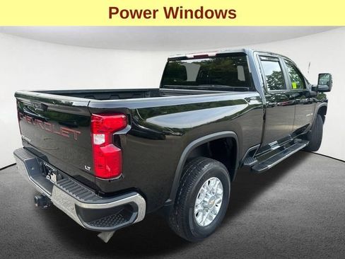 Used 2023 Chevrolet Silverado 2500 LT w/ Z71 Off-Road Package AWD/4WD image 10