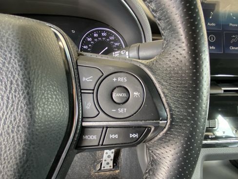 Used 2019 Toyota Avalon XSE w/ All Weather Liner Package FWD image 33