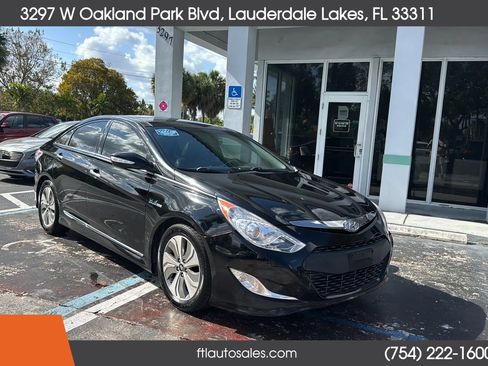 Used 2014 Hyundai Sonata Limited w/ Panoramic Sunroof Package 02 image 3