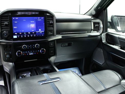 Used 2024 Ford F150 Platinum w/ FX4 Off-Road Package image 20
