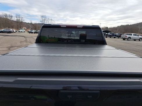 Used 2024 GMC Sierra 1500 Elevation image 11