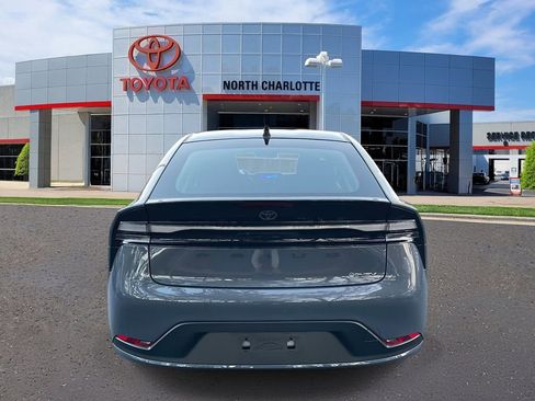 New 2026 Toyota Prius Plug-In Hybrid FWD image 10