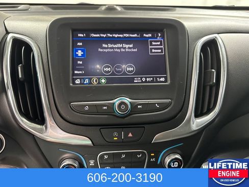 Used 2022 Chevrolet Equinox LT FWD image 25