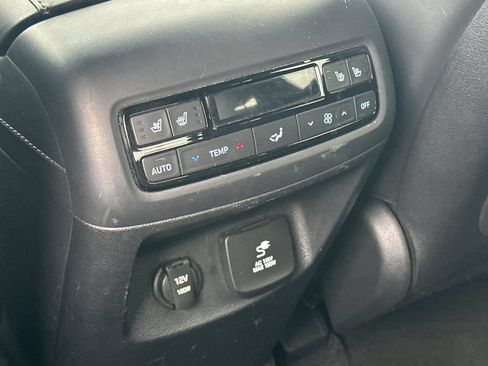 Used 2024 Hyundai Palisade Calligraphy AWD/4WD image 14