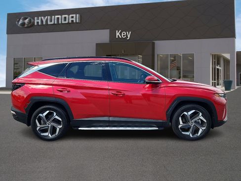 Certified 2022 Hyundai Tucson Limited w/ Winter Package image 3