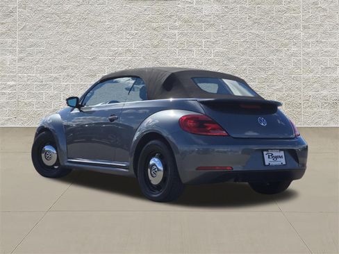 Used 2014 Volkswagen Beetle 1.8T FWD image 5