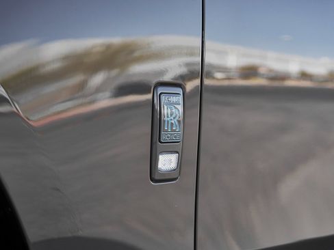Used 2025 Rolls-Royce Ghost image 10