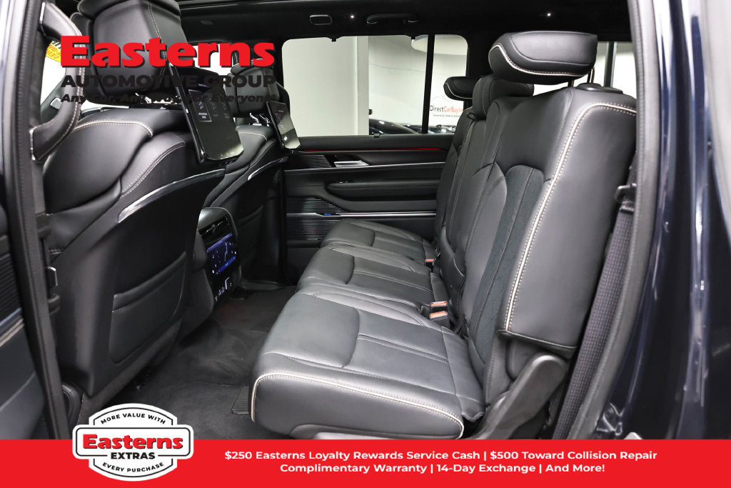 Used 2025 Jeep Grand Wagoneer Series II Obsidian w/ Quick Order Packagew 28T AWD/4WD image 27