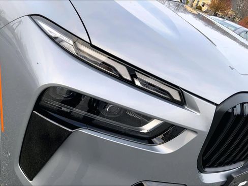 Certified 2025 BMW X7 M60i image 26
