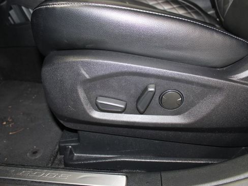 Used 2024 Ford Edge Titanium image 17