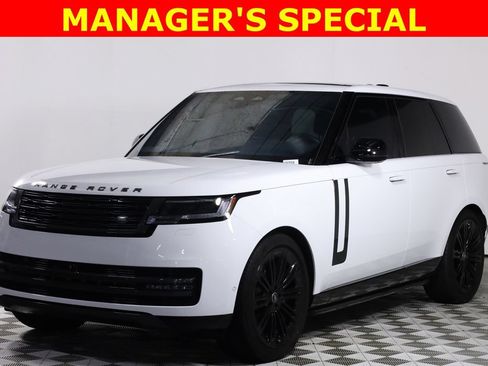 Used 2025 Land Rover Range Rover SE AWD/4WD image 3