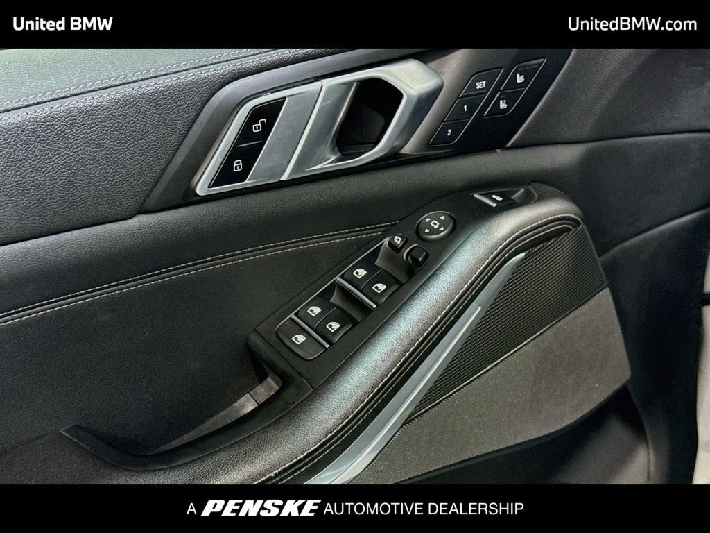 Used 2023 BMW X5 xDrive40i w/ Executive Package AWD/4WD image 3
