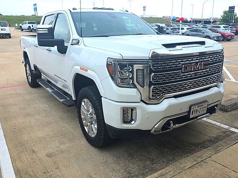 Used 2020 GMC Sierra 2500 Denali w/ Denali Ultimate Package AWD/4WD image 3