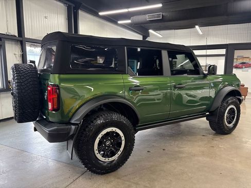 Used 2022 Ford Bronco Black Diamond w/ Sasquatch Package image 13