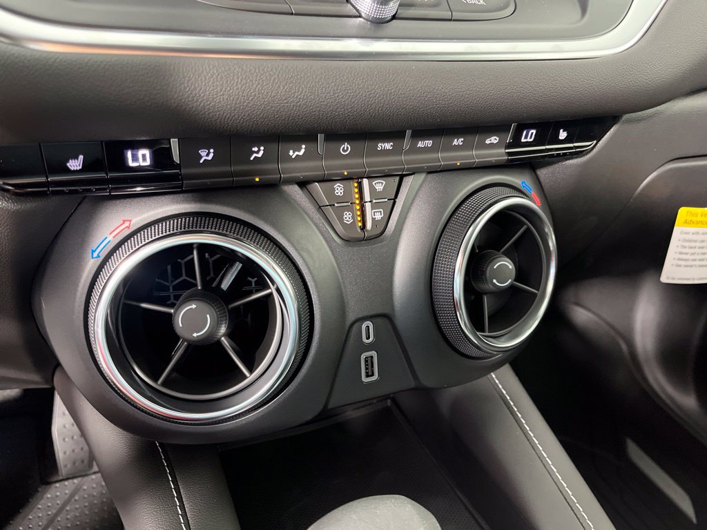 New 2026 Chevrolet Blazer LT w/ LPO, Floor Liner Package FWD image 30