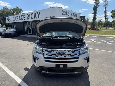 Used 2018 Ford Explorer XLT FWD image 31