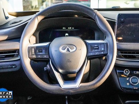 Certified 2025 INFINITI QX60 Luxe image 14