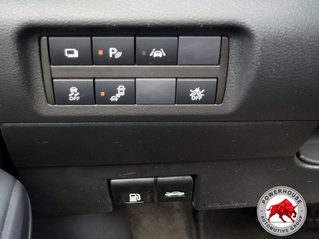 Used 2020 Nissan Kicks S FWD image 27