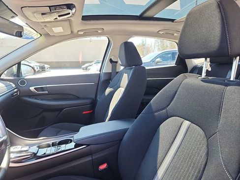 Certified 2023 Hyundai Sonata SEL w/ Convenience Package FWD image 22