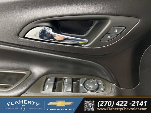 Used 2024 Chevrolet Equinox LT w/ LPO, Floor Liner Package FWD image 22