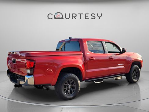 Certified 2021 Toyota Tacoma SR5 image 5