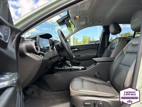 Used 2025 Chevrolet Trax ACTIV w/ Driver Confidence Package FWD image 10